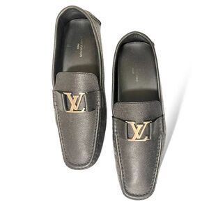 Mens LOUIS VUITTON Leather Drivers nwith Silver Tone Metal LV Motif |Size: 11M|